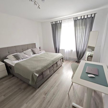 Fh-Naehe: Modernes Apt Mit Balkon Хоф Экстерьер фото